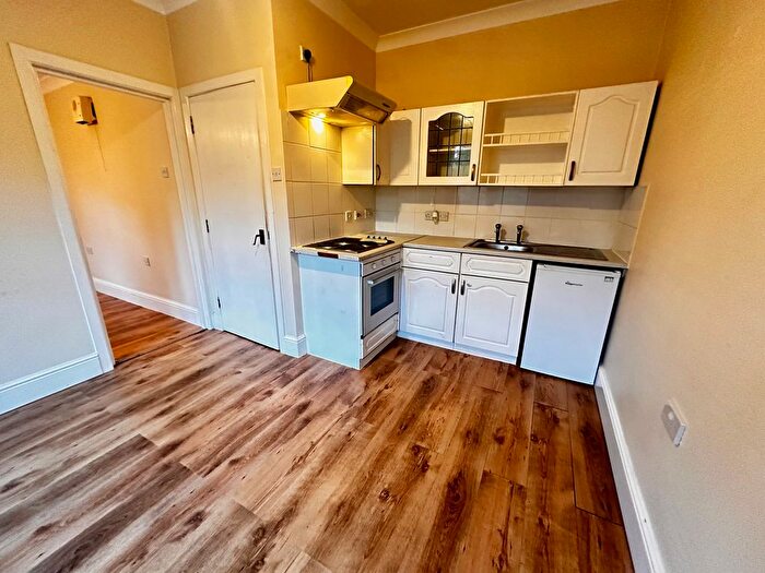 1 Bedroom Flat To Rent In Braidley Road, Bournemouth, BH2