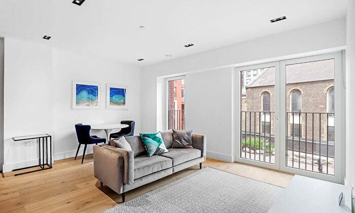 1 Bedroom Flat To Rent In Keybridge Capital, Vauxhall, SW8