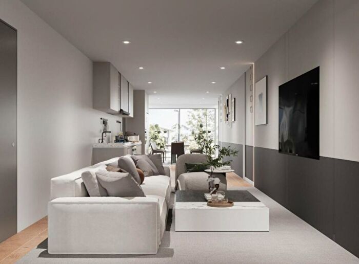 5 Bedroom Semi-Detached House To Rent In Church Road, Bristol, BS9