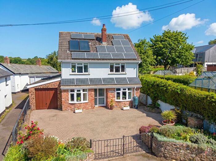 4 Bedroom Detached House For Sale In Cheriton Fitzpaine, Crediton, EX17