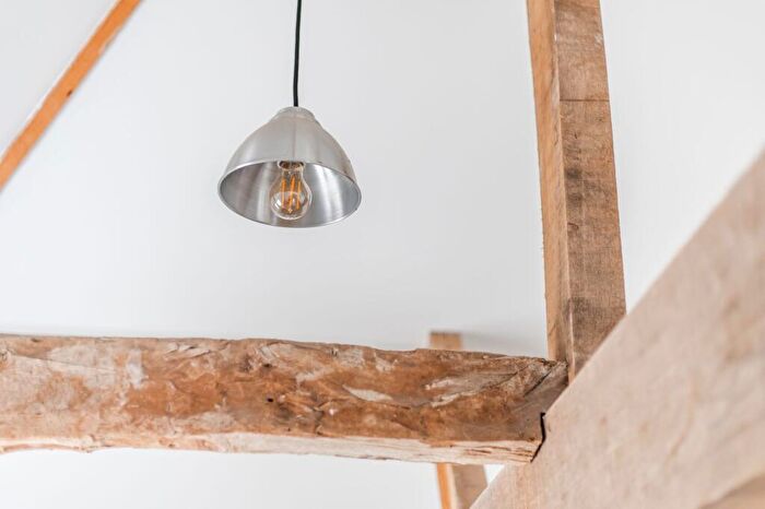 2 Bedroom Barn Conversion For Sale In Chain Free In Rockland All Saints, Attleborough, NR17