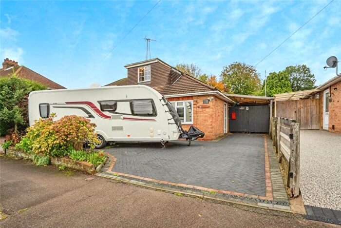 3 Bedroom Bungalow For Sale In Brooklands Road, Havant, Hampshire, PO9