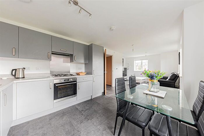 2 Bedroom Flat For Sale In Lynx Street, Margate, CT9