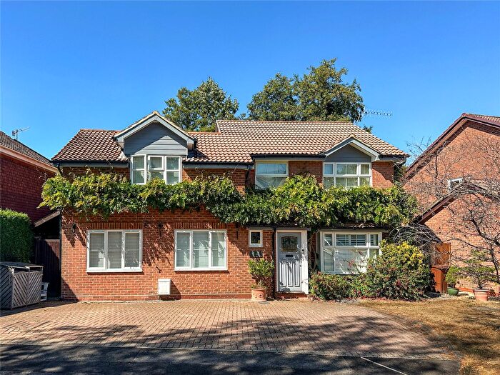 4 Bedroom Detached House For Sale In Haslemere, Surrey, GU27
