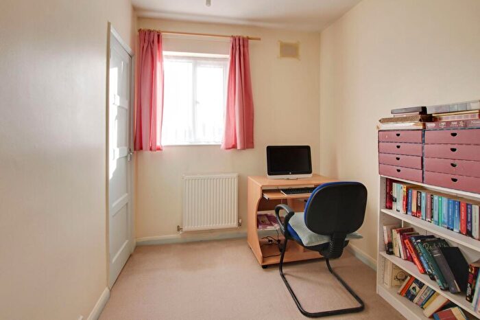 3 Bedroom End Of Terrace House For Sale In Huntingdon Street, St. Neots, PE19