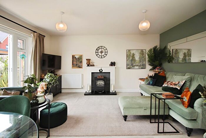 2 Bedroom Detached Bungalow For Sale In Shiel Road, Lubbesthorpe, LE19