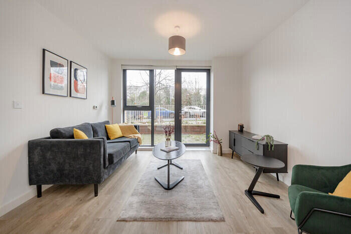 2 Bedroom Ground Maisonette To Rent In Viscount House, Lakeside Drive, London, NW10