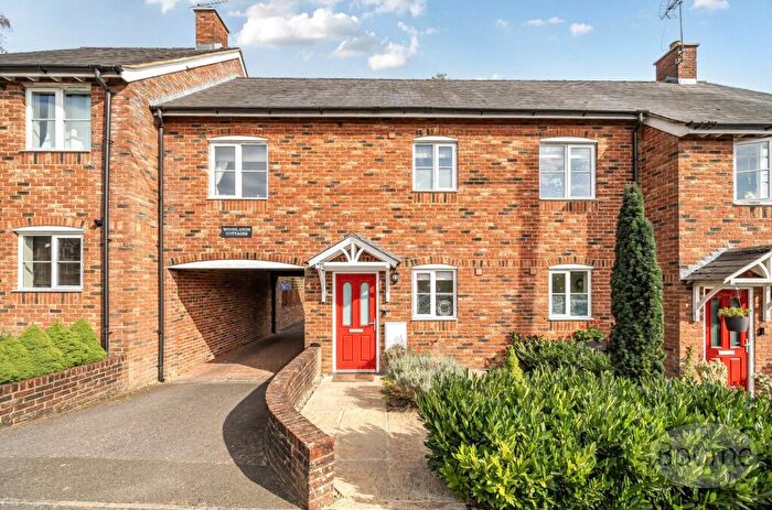 2 Bedroom Apartment For Sale In Woodlands Cottages, Greatham, Liss, Hampshire, GU33