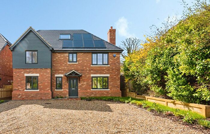 4 Bedroom Detached House For Sale In Dell Road, Northchurch, Berkhamsted, HP4