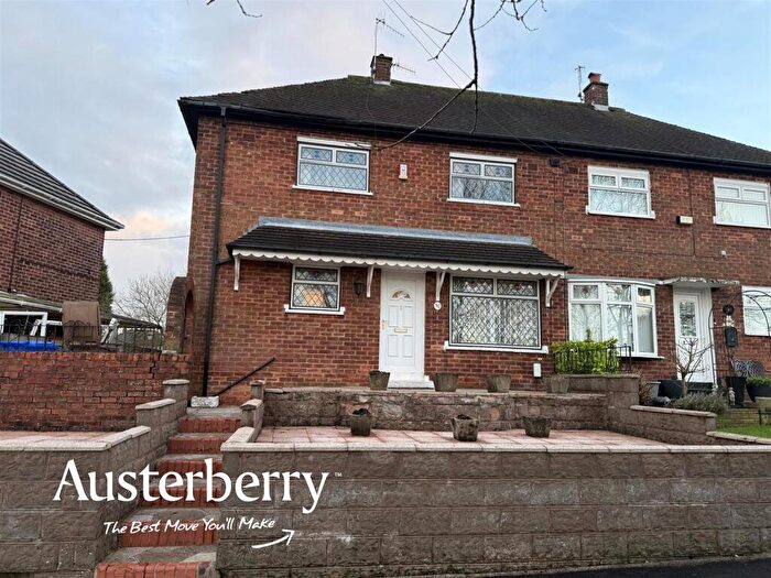 3 Bedroom Semi Detached House For Sale In Trowbridge Crescent, Stoke-On-Trent, ST2