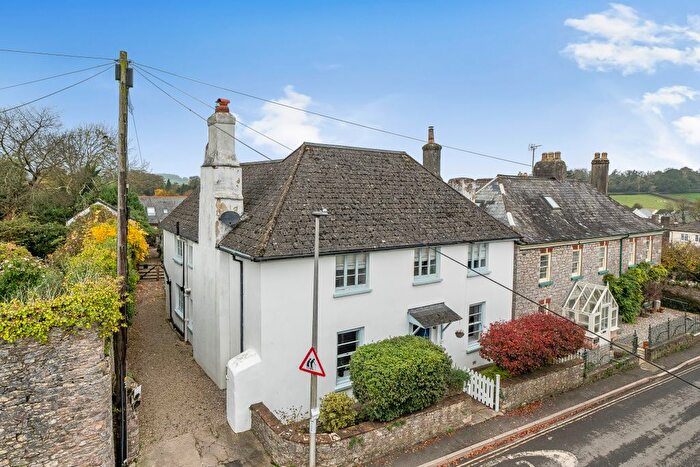 4 Bedroom Semi-Detached House For Sale In Fore Street, Ipplepen, TQ12