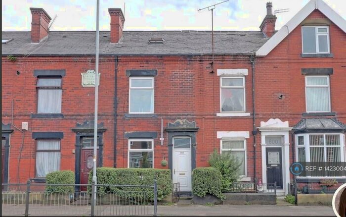 3 Bedroom Terraced House To Rent In Halifax Road, Rochdale, OL16