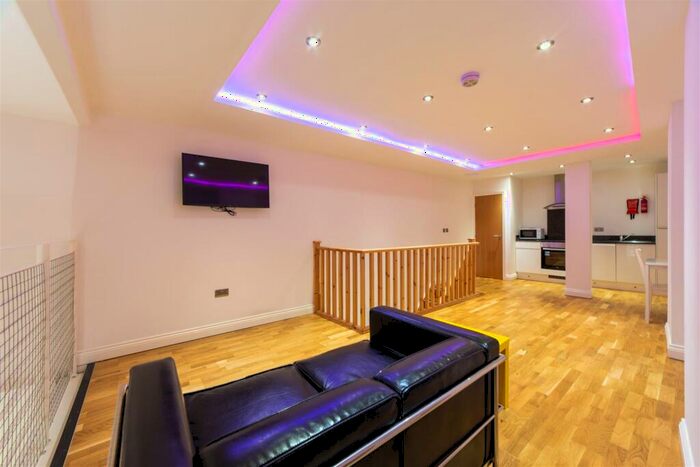 1 Bedroom Apartment To Rent In £pcm - Falconars House, Newcastle Upon Tyne, NE1