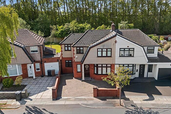 3 Bedroom Semi Detached House For Sale In Netherton Grange, Old Roan, Merseyside, L30