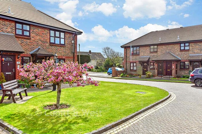 1 Bedroom Flat For Sale In Stein Road, Emsworth, Hampshire, PO10