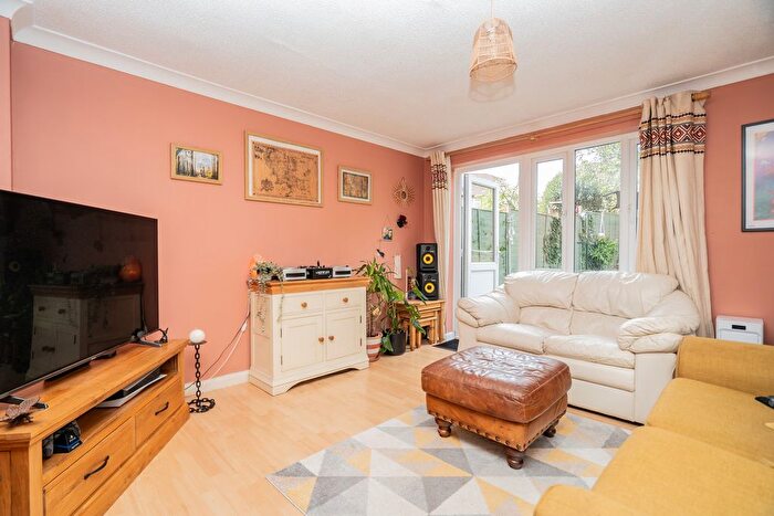2 Bedroom Semi-Detached House For Sale In Calverleigh Crescent, Furzton Milton Keynes, MK4