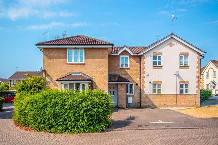 2 Bedroom End Of Terrace House To Rent In The Briars, Hertford, SG13