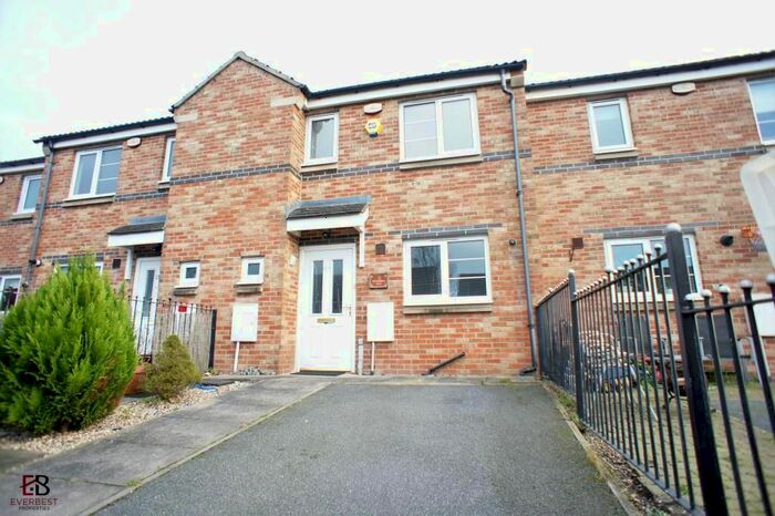 3 Bedroom Terraced House To Rent In Windmill Way, Gateshead, NE8