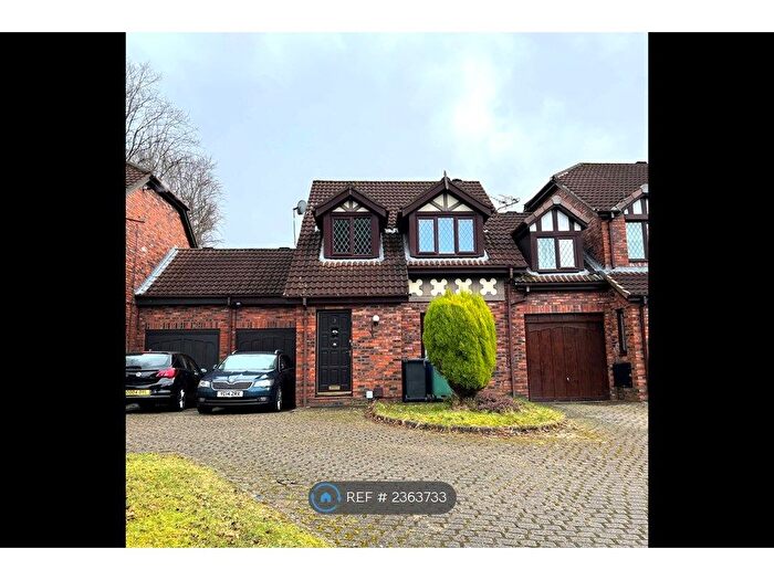 3 Bedroom Terraced House To Rent In Tudor Court, Prestwich, Manchester, M25