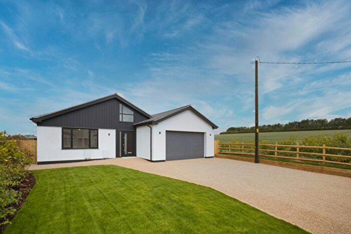 3 Bedroom Bungalow For Sale In Laundry Road, Minster, Ramsgate, Kent, CT12