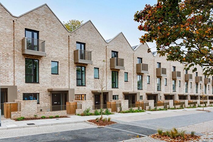 4 Bedroom Terraced House For Sale In Granville Road, Childs Hill, London, NW2