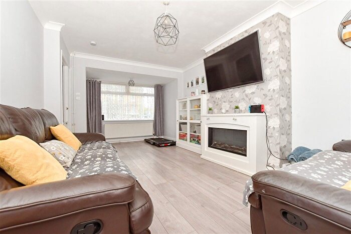 2 Bedroom Terraced House For Sale In Whitehall Road, Ramsgate, Kent, CT12