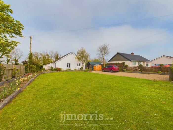 3 Bedroom Detached Bungalow For Sale In Beulah, Newcastle Emlyn, SA38