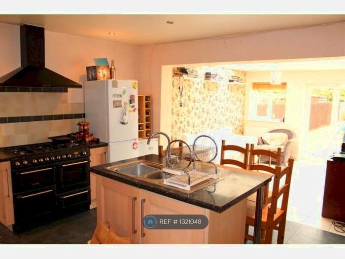 6 Bedroom Terraced House To Rent In Stourbridge Grove, Cambridge CB1