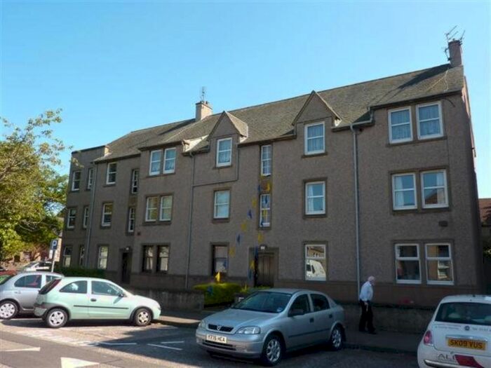 2 Bedroom Flat To Rent In New Street, Musselburgh, Edinburgh, EH21