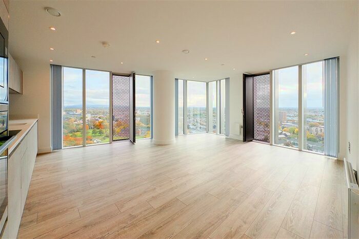 2 Bedroom Flat To Rent In Silvercroft Street, Manchester, M15