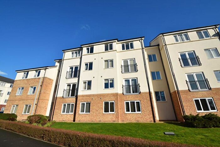 2 Bedroom Apartment To Rent In Maple Court, Killingbeck., LS14