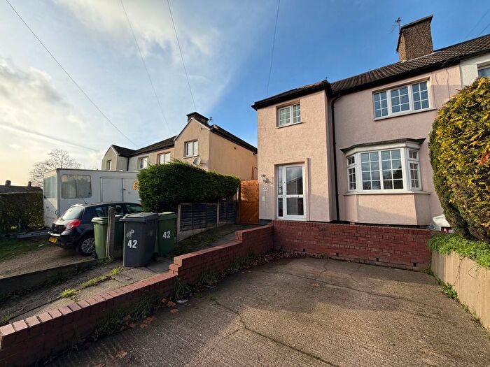 3 Bedroom Semi Detached House To Rent In Trysull Road, Bradmore, Wolverhampton, WV3