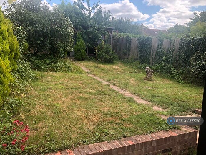 4 Bedroom Semi-Detached House To Rent In Chester Road Loughton Essex, Loughton, IG10