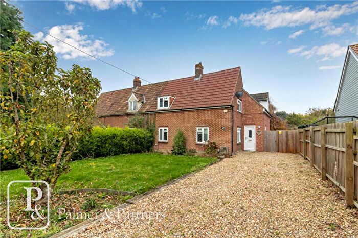 3 Bedroom Semi-Detached House For Sale In Harwich Road, Lawford, Manningtree, Essex, CO11