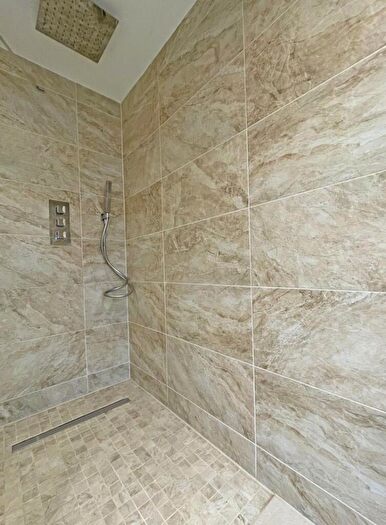 2 Bedroom Flat To Rent In Chester House, Fields Park Road, Newport, NP20