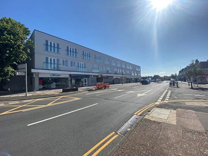 2 Bedroom Flat To Rent In Brassey Parade, Eastbourne, BN22