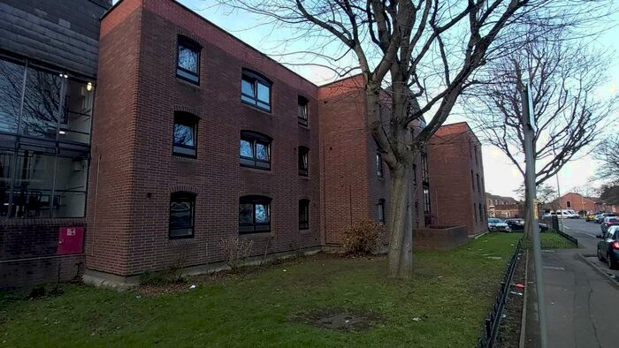 1 Bedroom Apartment To Rent In St Nicholas Court, Westgate Street, GL1