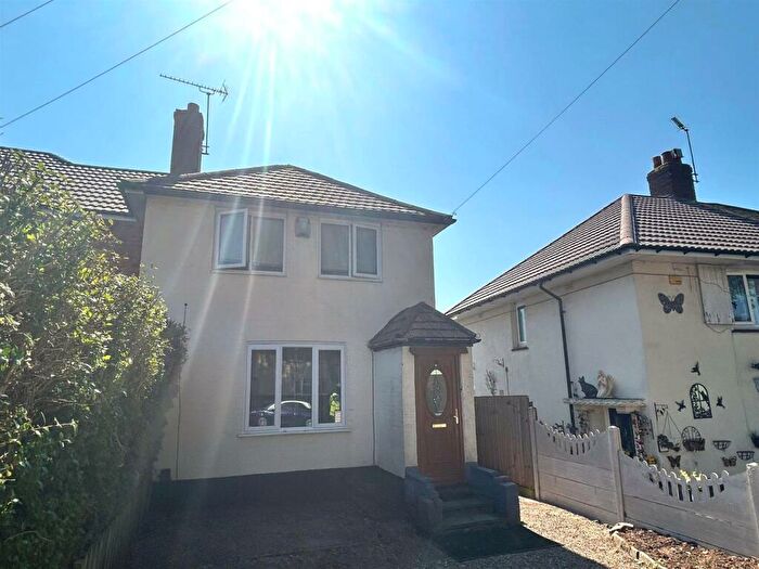 3 Bedroom House To Rent In Milcote Road, Weoley Castle, Birmingham, B29