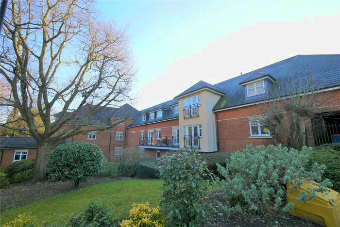 2 Bedroom Apartment To Rent In The Spires, Eastfield Way, Brentwood, Essex, CM14