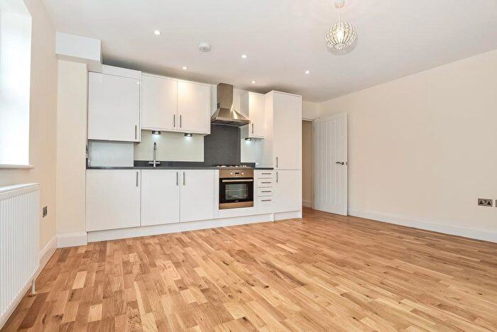 1 Bedroom Maisonette To Rent In Priory Road, High Wycombe, HP13