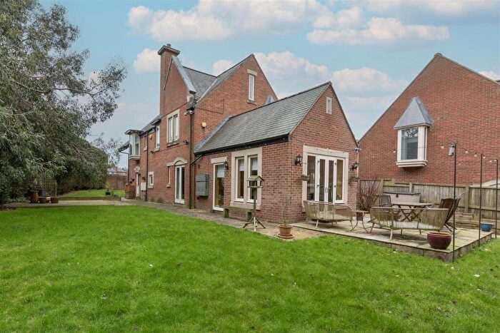 5 Bedroom Detached House For Sale In The Steadings, Durham, DH1