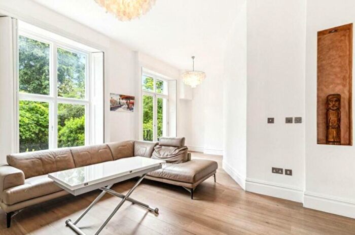 2 Bedroom Flat To Rent In Regents Park Road, Primrose Hill, NW1