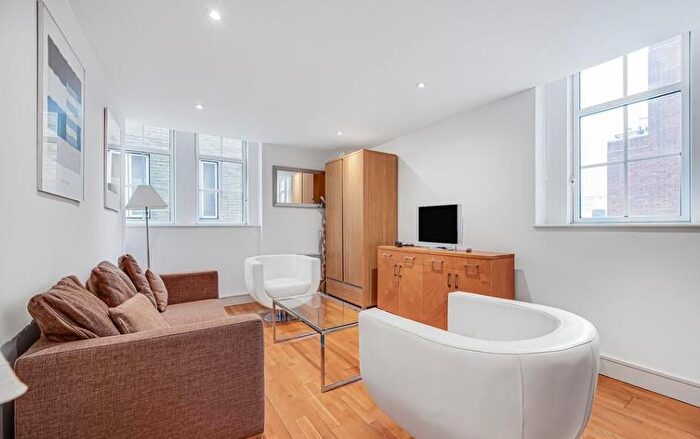 1 Bedroom Flat To Rent In Melcombe Place, Marylebone, London, NW1