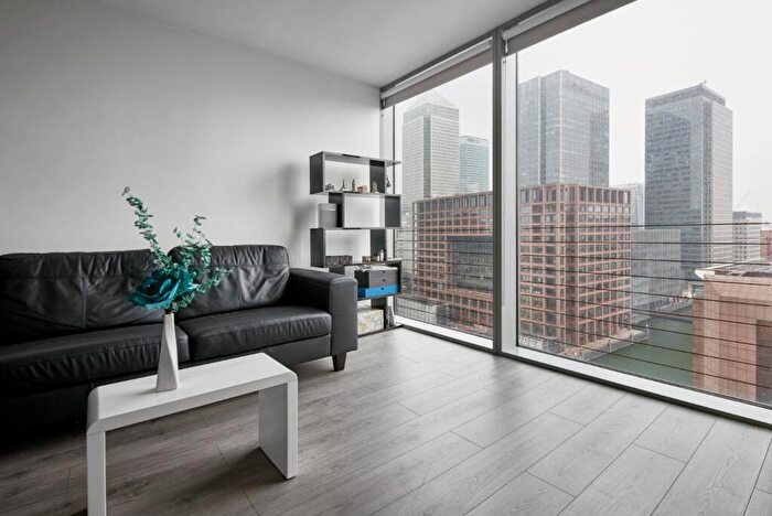 1 Bedroom Flat To Rent In Landmark East Tower, Marsh Wall, E14