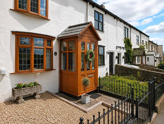 2 Bedroom Cottage For Sale In Cliffe Lane, Great Harwood, Lancashire, BB6