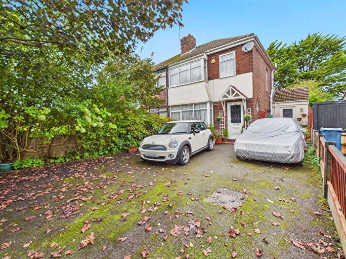 3 Bedroom Semi-Detached House For Sale In Liverpool Road, Aughton, Ormskirk, L39