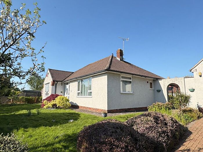 2 Bedroom Detached Bungalow For Sale In Roman Road, Sandford, Winscombe, North Somerset., BS25