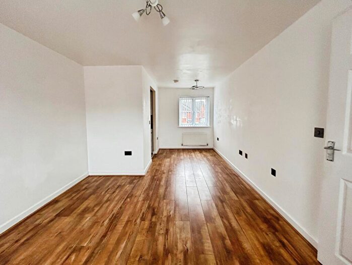 1 Bedroom Apartment For Sale In Kelstern Close, Bolton, BL2