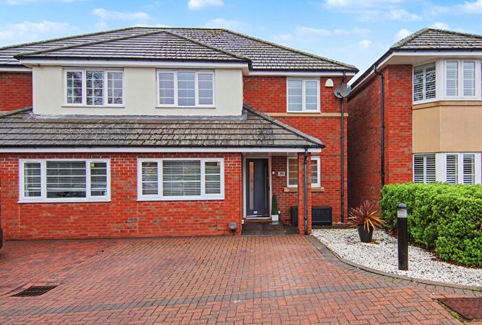 4 Bedroom Semi Detached House For Sale In Hawthorn Lane, Coventry, CV4