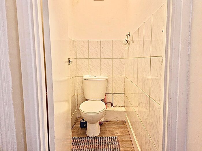 1 Bedroom Flat To Rent In Selsdon Road, London, E13